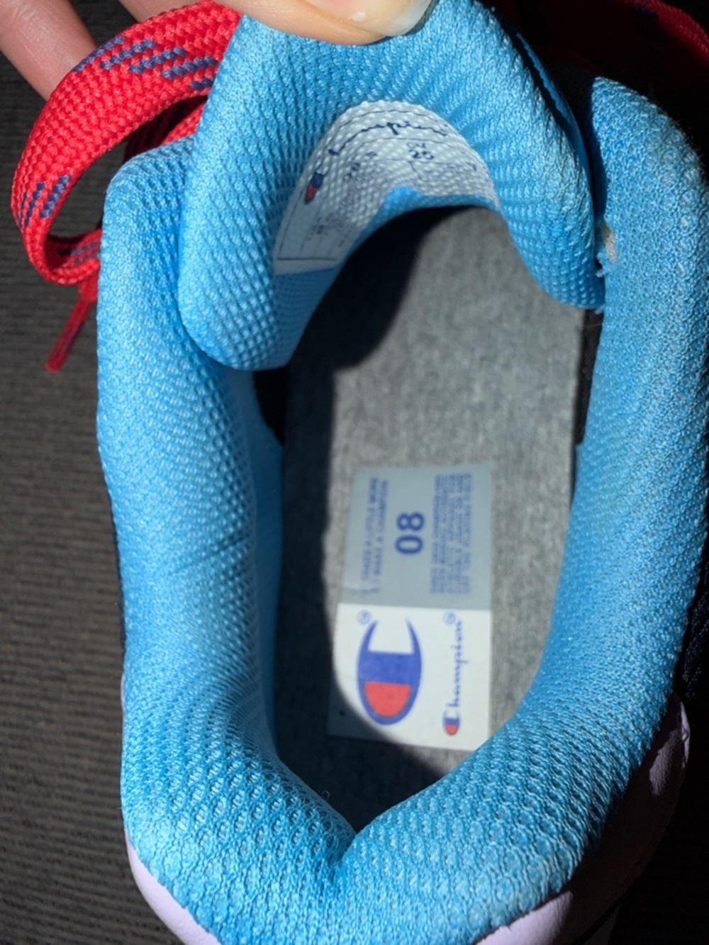 Champion kicks WIDE - Picture 7 of 7